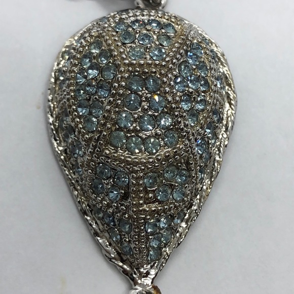 VTG Tasseled Pendant with blue rhinestones. - Picture 6 of 9